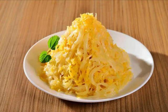 酸菜再次成焦点！医生：糖尿病患者常吃酸菜，身体或会有6种变化