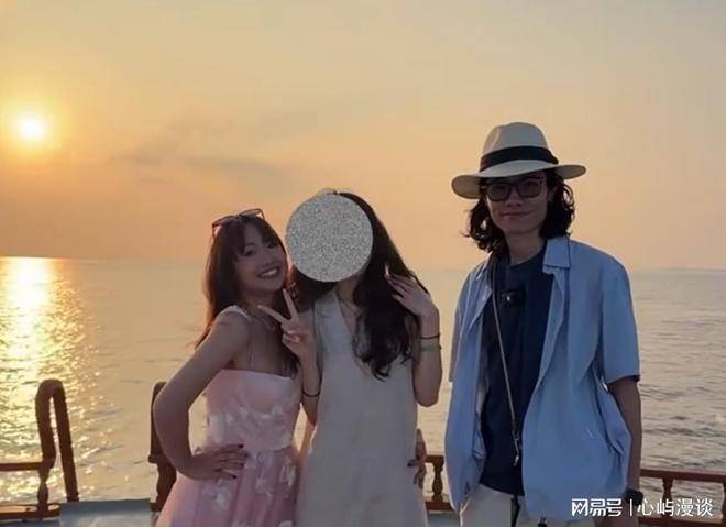 麦琳马尔代夫判若两人？网友偶遇夸温柔！综艺是戏还是人性多面？