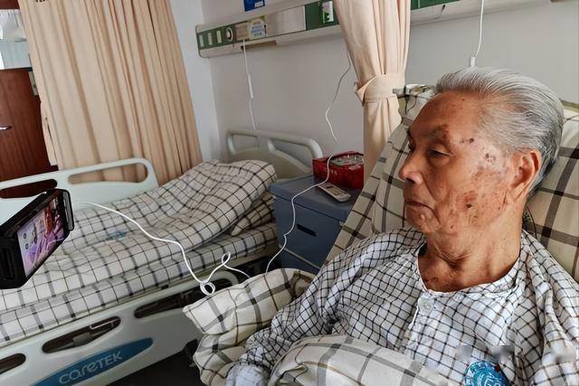 很快就肾衰竭！医生痛惜：糖尿病患者若频繁有4个症状，立即就医