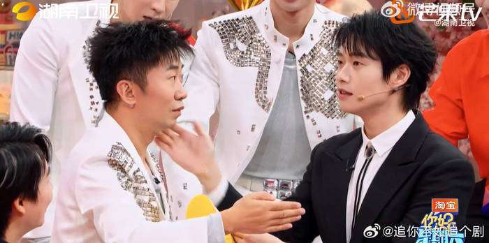 原创            魏大勋围观杨迪模仿自己，弹幕：这不是我和同桌互怼的样子？