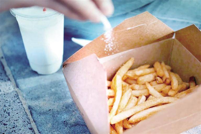 你吃的盐可能杀死肠道菌群 然后让你生病