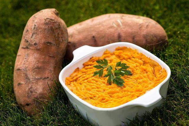 中老年人要远离红薯？医生警告：不想住院受罪，这4物别轻易下嘴