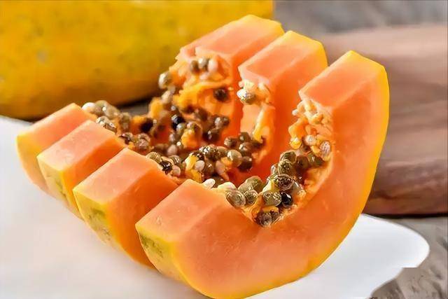 木瓜被关注！医生提醒，高血糖患者吃木瓜，不过多久或有5个变化