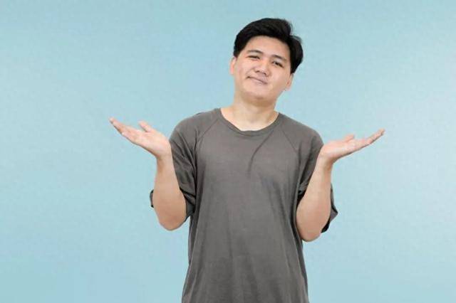 警惕！过度提醒=提前指责，1句话让内驱力暴跌70%，实验揭示真相