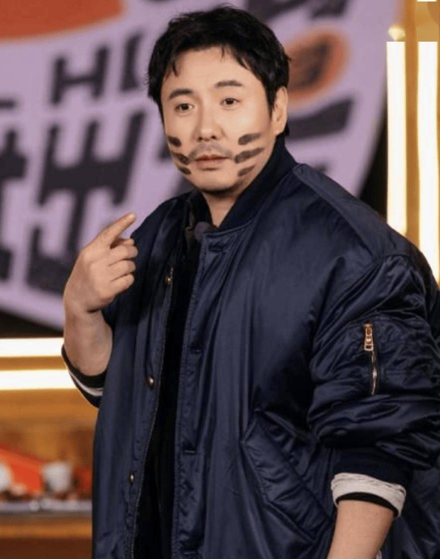 《现在就出发4》未录先火：常驻金晨疑似被换，关晓彤空降成飞行