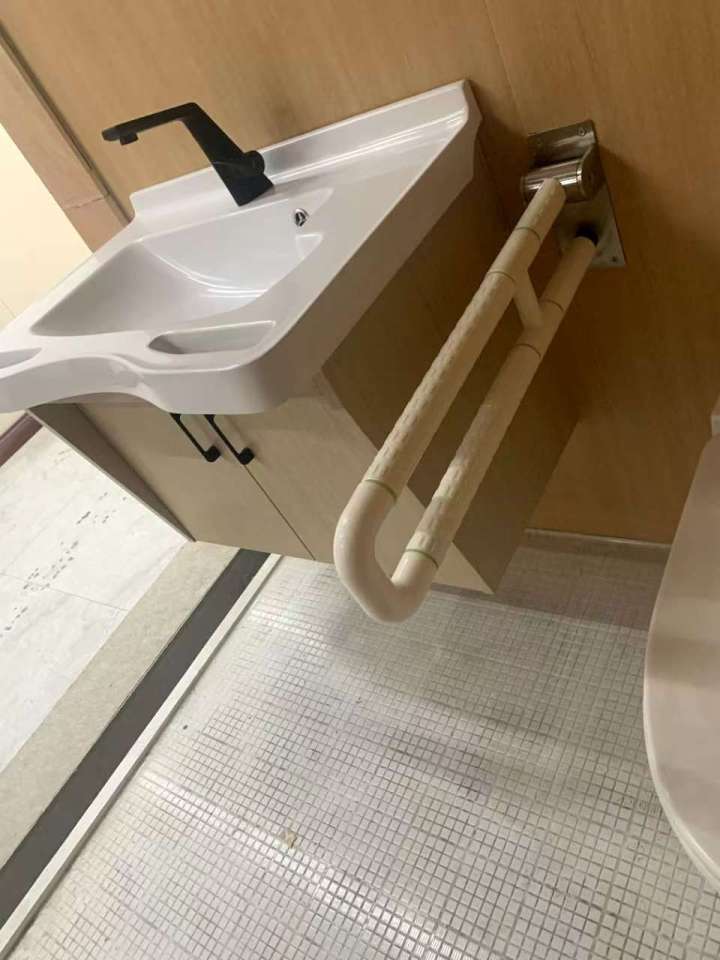 美渘集成淋浴房生产车间