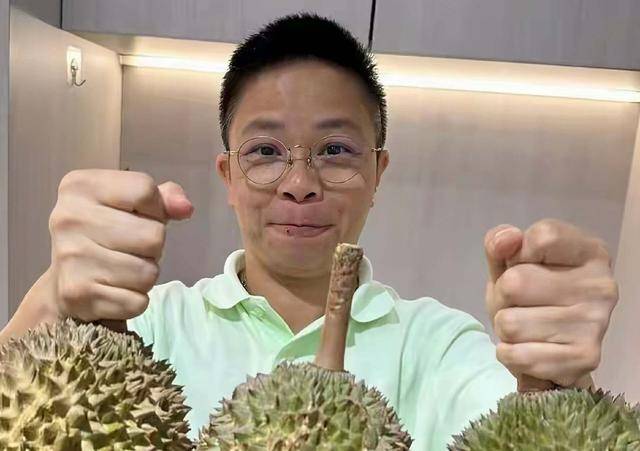 突发！香港知名传媒人骗取贷款被捕，和TVB知名女星传同性绯闻