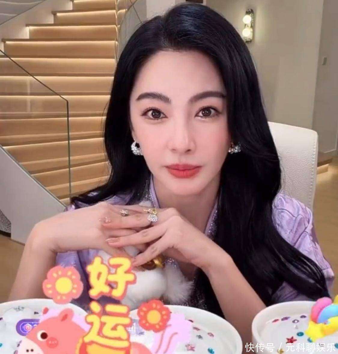 曝张雨绮影视综艺全被拒，行业软封杀事业全面停摆