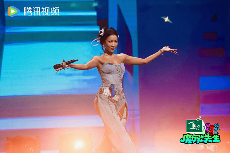 原创            《魔力歌先生》先导片首播，清一色好评，喜剧歌曲加选秀模式