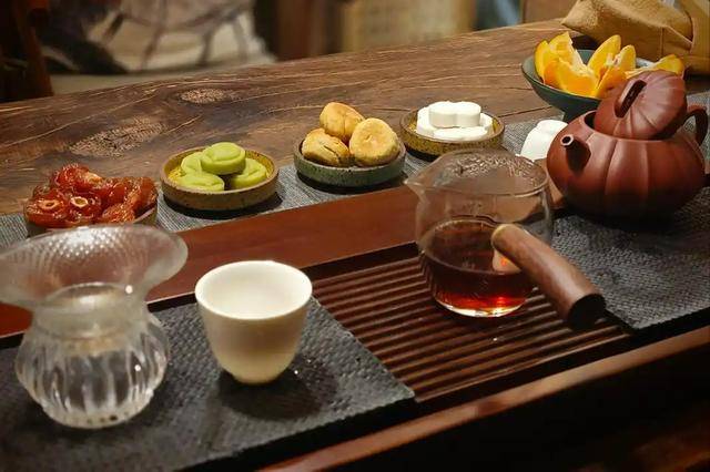 原创            医生：前列腺增生大量喝茶，用不了多久，身体或有5大变化