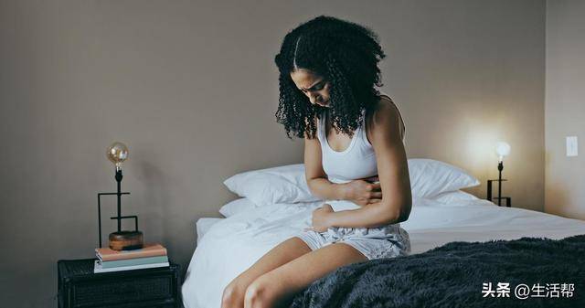 天塌了，消食喝的西梅汁里居然放泻药！排毒变中毒，专家：肠道“黑化”很难救