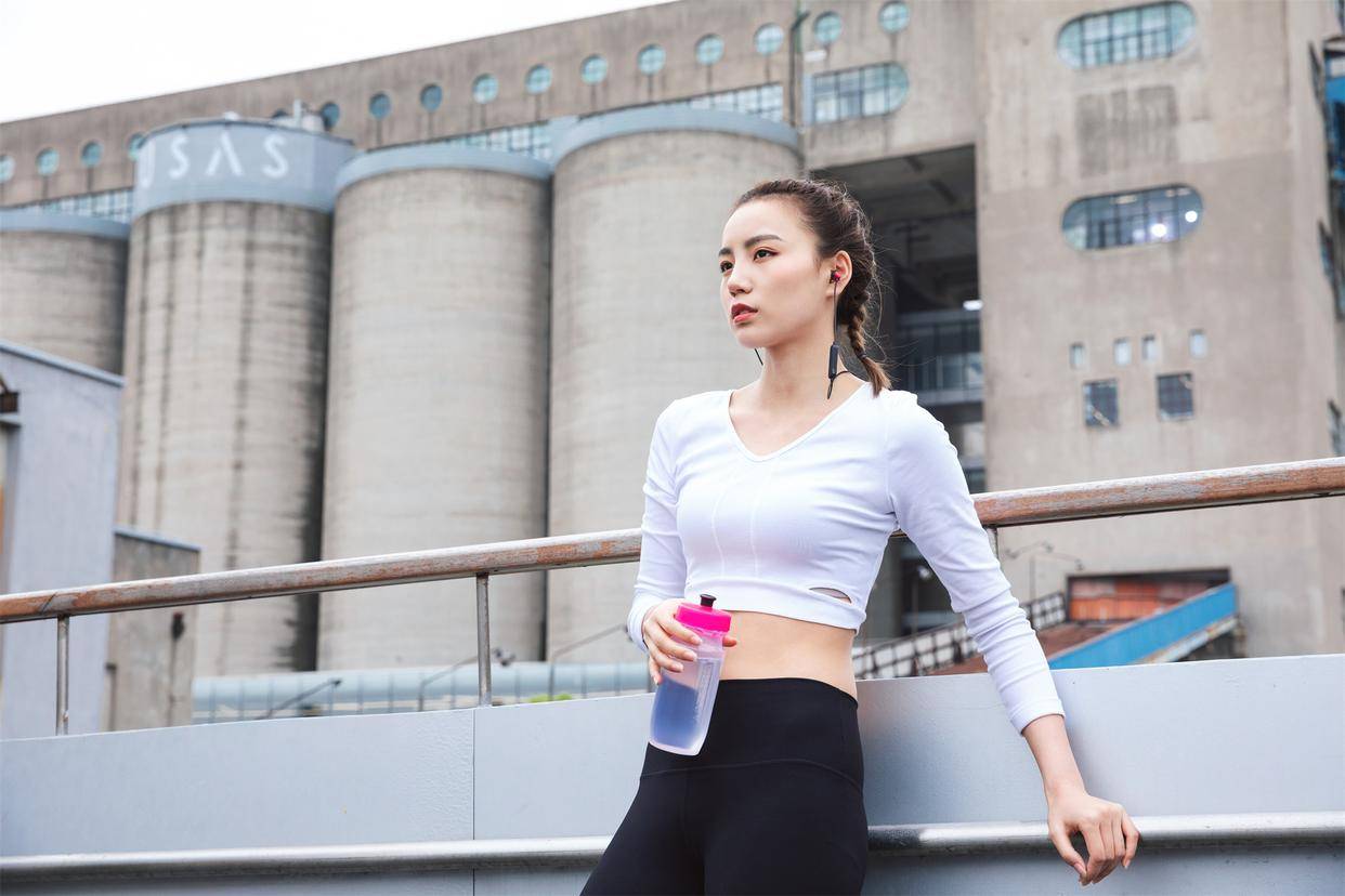 原创            生理性喜欢一个男人，是很难控制住的