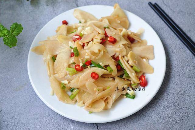 原创            手脚冰凉多吃它，立春养生赛补药！5分钟上桌，驱寒暖身护肠胃！