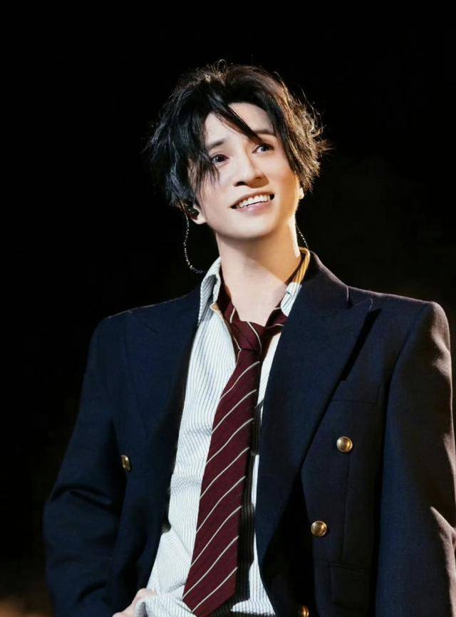 薛之谦《吐槽大会》暗戳内涵张杰：四句话没点名，全网却秒懂