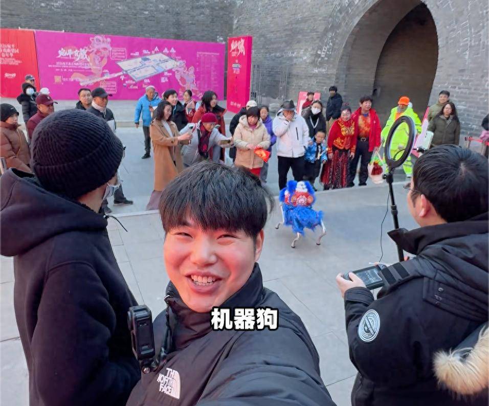 00后在北京庙会做兼职是种什么体验？