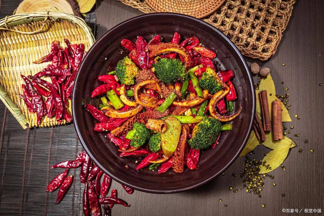 冬天吃辣越吃越寒？避开这3点，温性食材帮你安稳过冬不感冒！