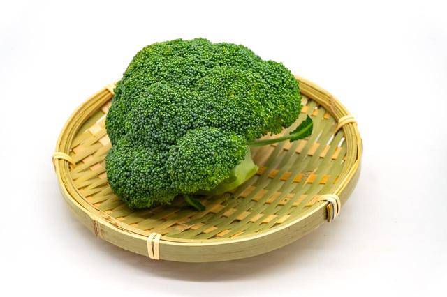 减肥的人，这6 种低卡的碱性食物，建议多吃！