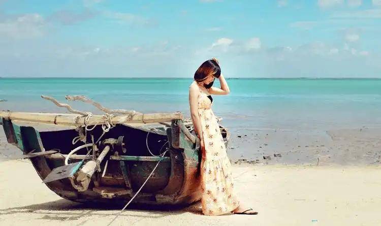 原创            男人想你了，往往会给你3个暗示，别不懂