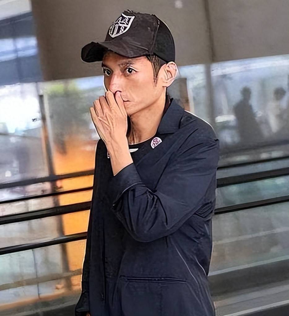 从主持人到精神病，销声匿迹的李维嘉，还是因为谢娜遭了殃