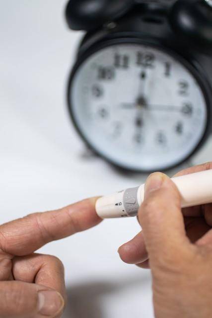 得了2型糖尿病，寿命会缩短多少？医生：做好这几点，照样能长寿