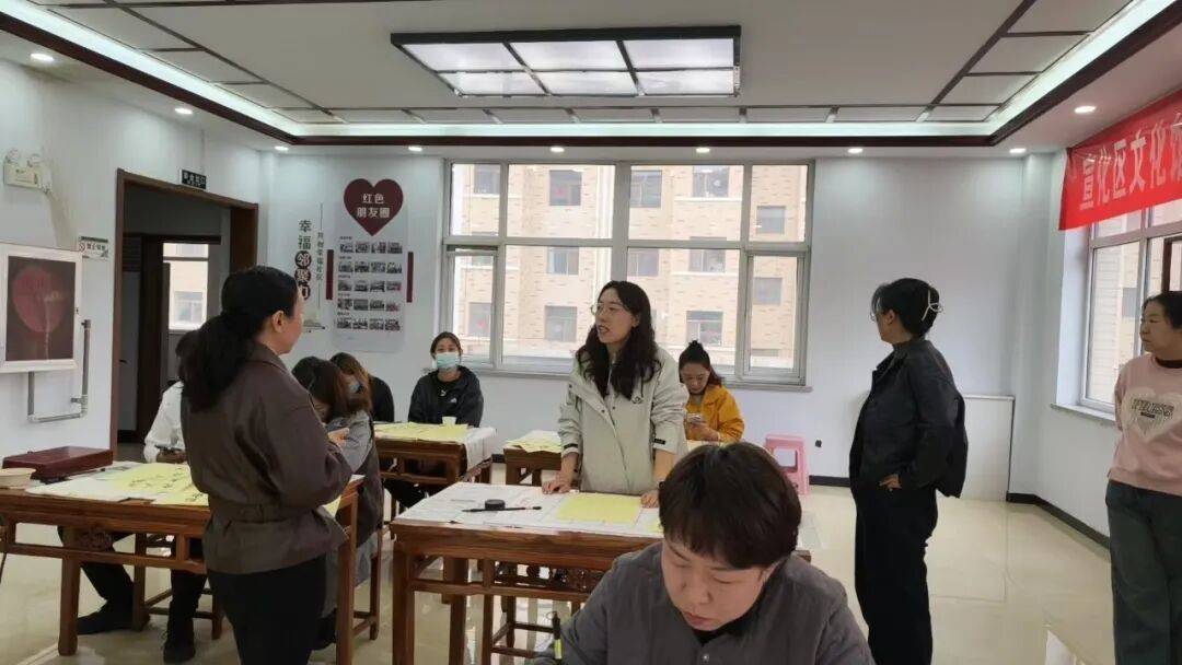 翰墨飘香润社区 公益书法传经典——幸福街第二社区书法教学公益课顺利开展