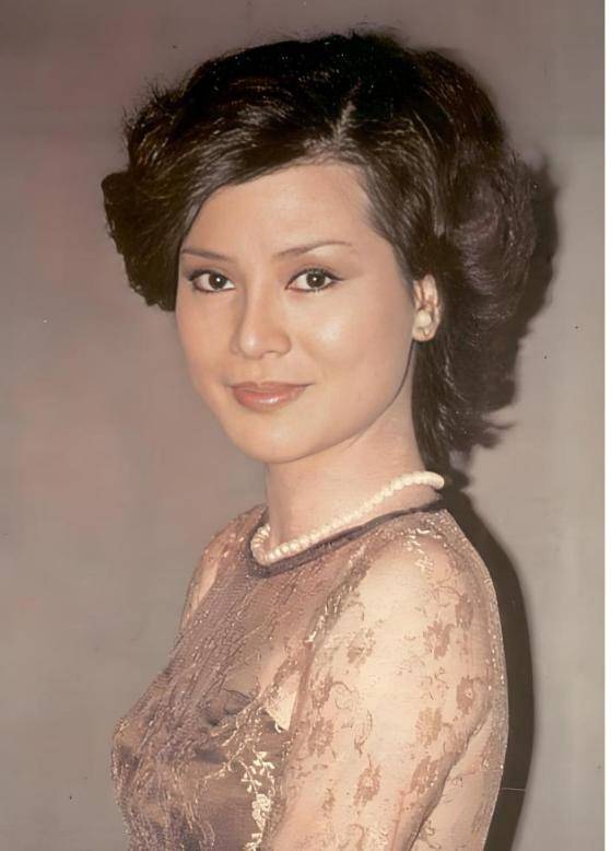 TVB前花旦曾遭遇严重车祸，头骨破裂难修复，6次手术眼睛接近失明