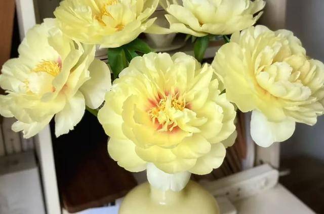 男人对你有以下三个行为，说明他对你是假爱，只是玩玩而已