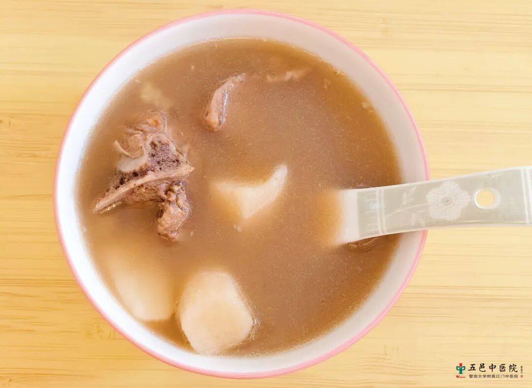 健脾祛湿、益气养胃，来碗“淮山眉豆猪骨汤”