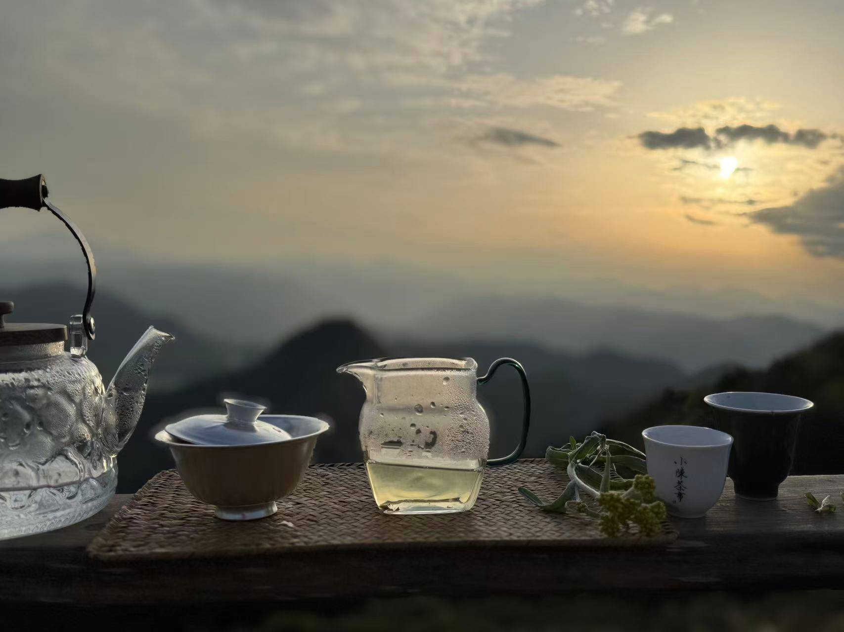 原创            春茶上市，哪些茶要放冰箱，哪些茶不能放冰箱？一次性说清楚