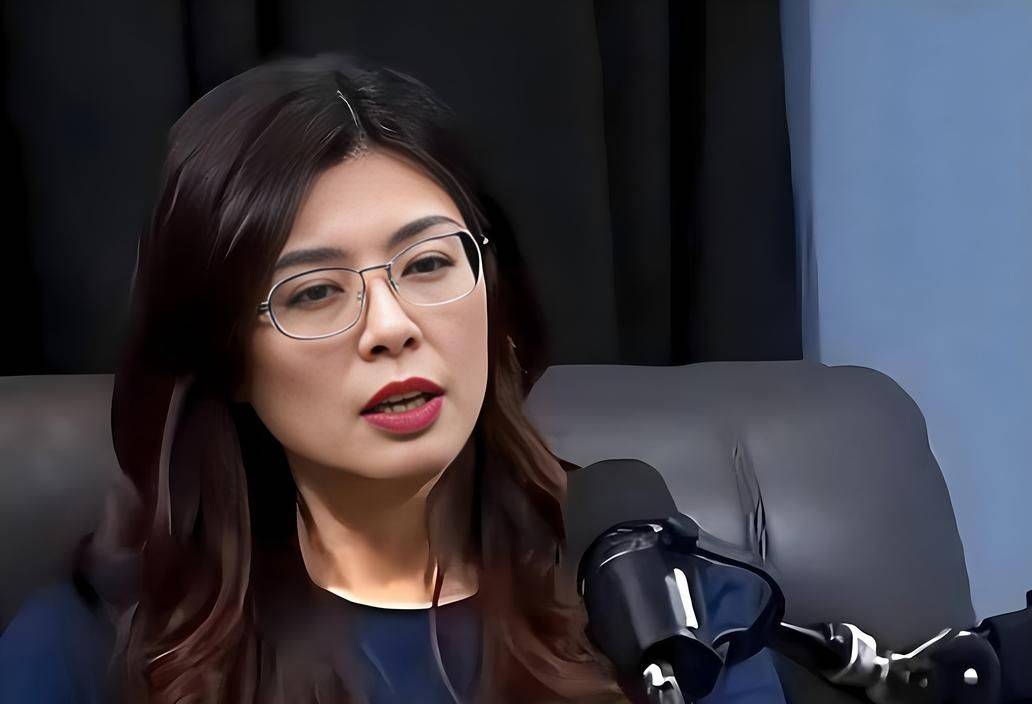 台当局撒弥天大谎！走进人民大会堂前，郑丽文团中现“特殊人物”__台当局撒弥天大谎！走进人民大会堂前，郑丽文团中现“特殊人物”