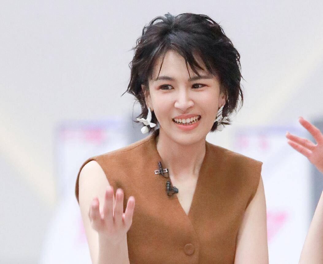 《浪姐7》首播，4人太圈粉，2人口碑逆袭，1人被高估，4人被骂惨