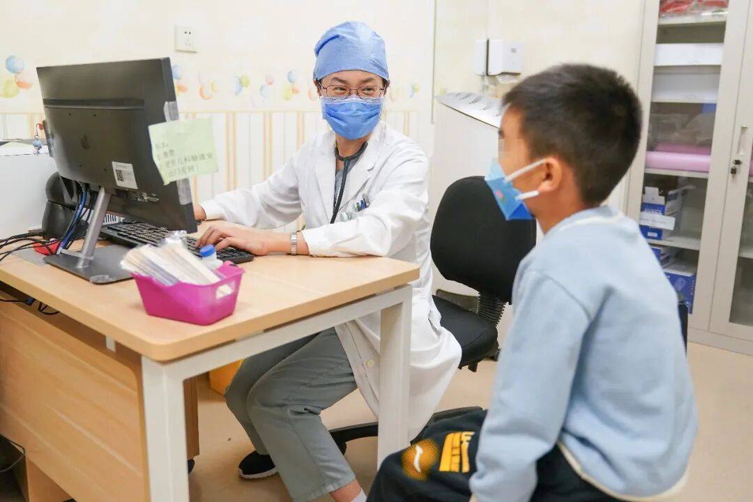 主要流行毒株有变化，阳性率连续3周上升，专家提醒→