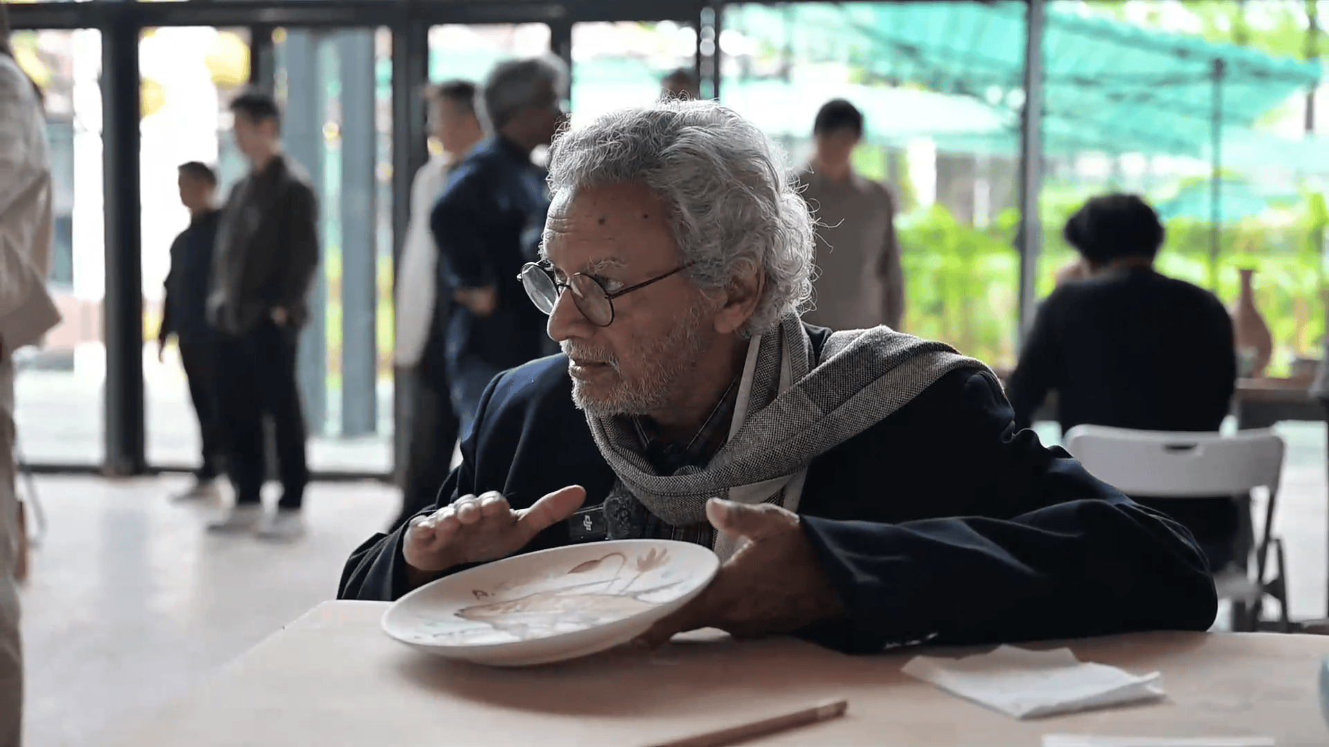 以青瓷为媒 孟加拉国艺术家赴浙江龙泉缔结文化纽带