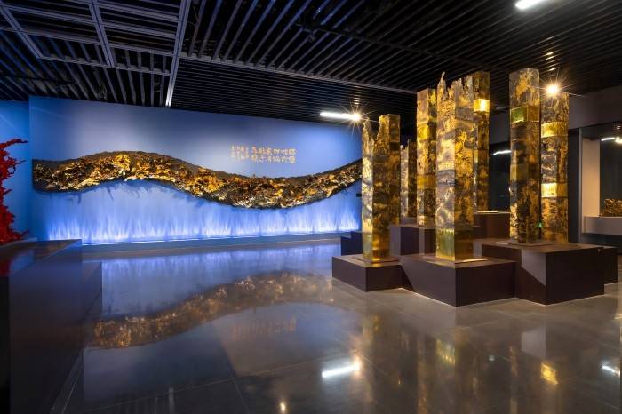 熔吟廿载，铜归龙城 熔铜艺术二十周年，朱炳仁为常州写下一封滚烫的“家书”