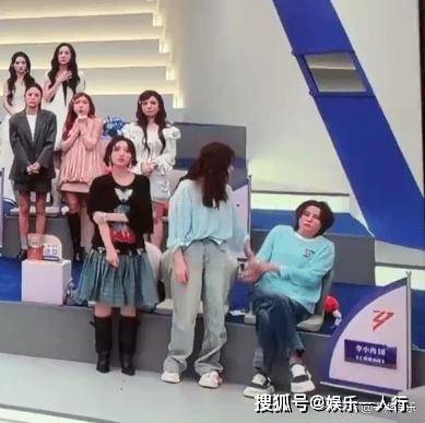 原创            王濛大型双标现场：淘汰夜怒甩李小冉的手，只因赛制不公触怒体育人底线，却见不得美人掉一滴泪