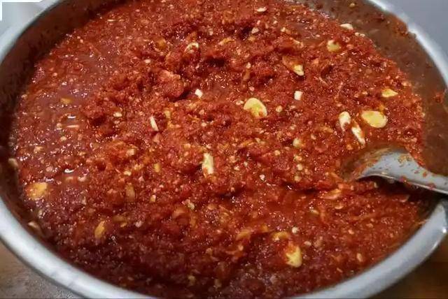 专家呼吁：马上停用5种调味酱，它是肠癌催化剂！再下饭也别沾