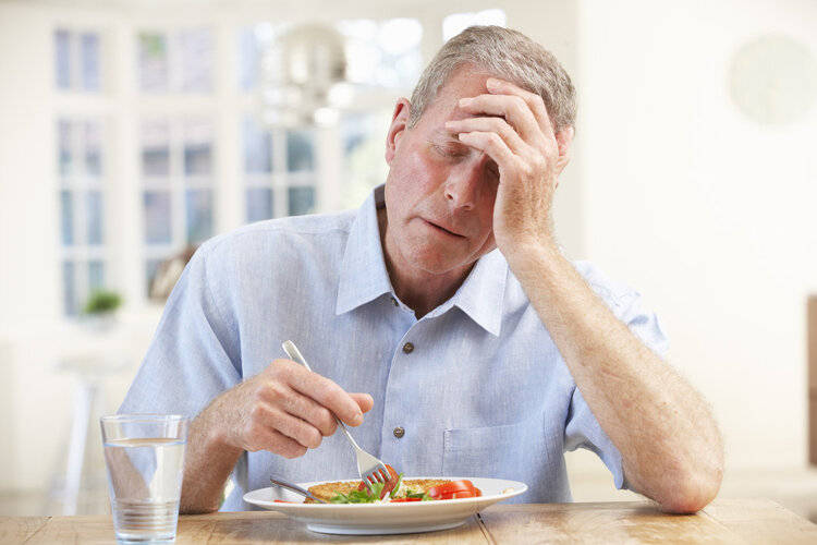 原创            医生提醒：若长期一天只吃两顿饭，用不了半年，或患上这4种疾病