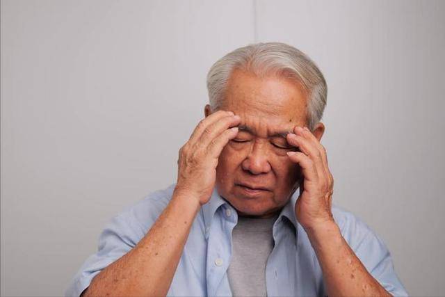 原创            芹菜是血压“助推器”？医生再三提醒：高血压人群慎吃6种食材
