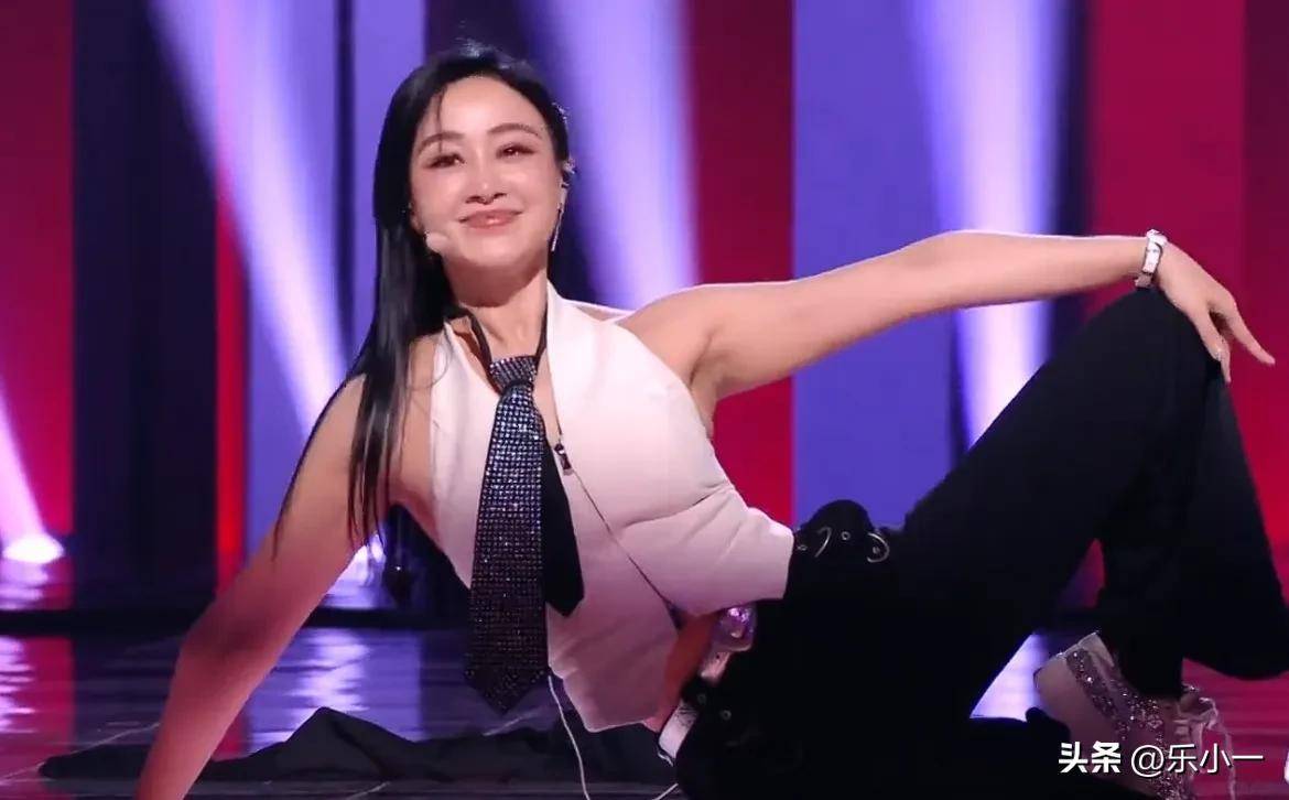 原创            全场大喊黑幕，孙怡委屈落泪，温峥嵘成靶子，《浪姐》全人情世故