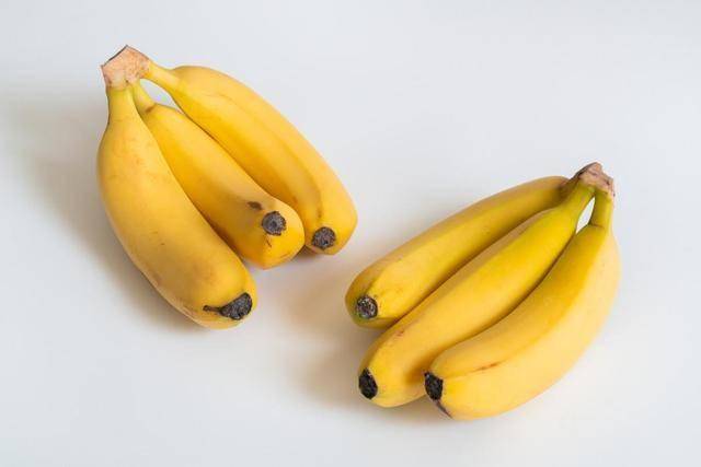 香蕉被点名！医生：香蕉放黑 2 天，抗性淀粉翻倍，控糖护肠