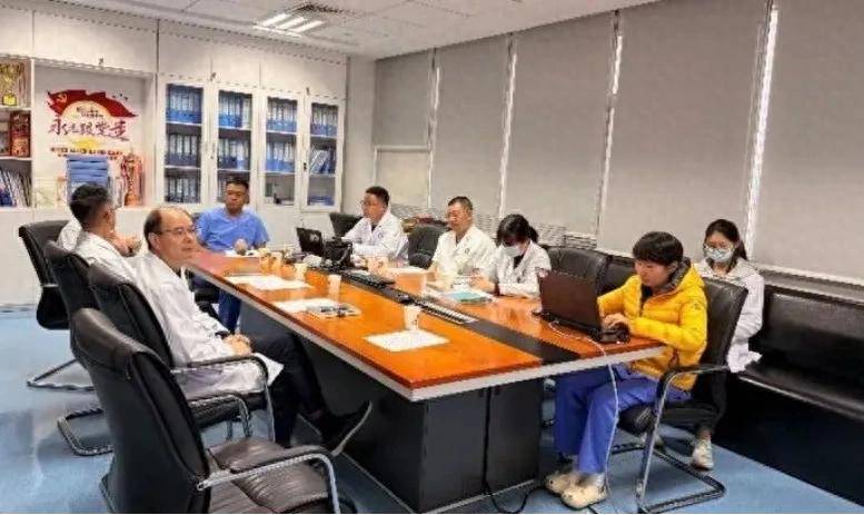 以为“上火了”，结果是舌癌！41岁男子被切掉半条舌头
