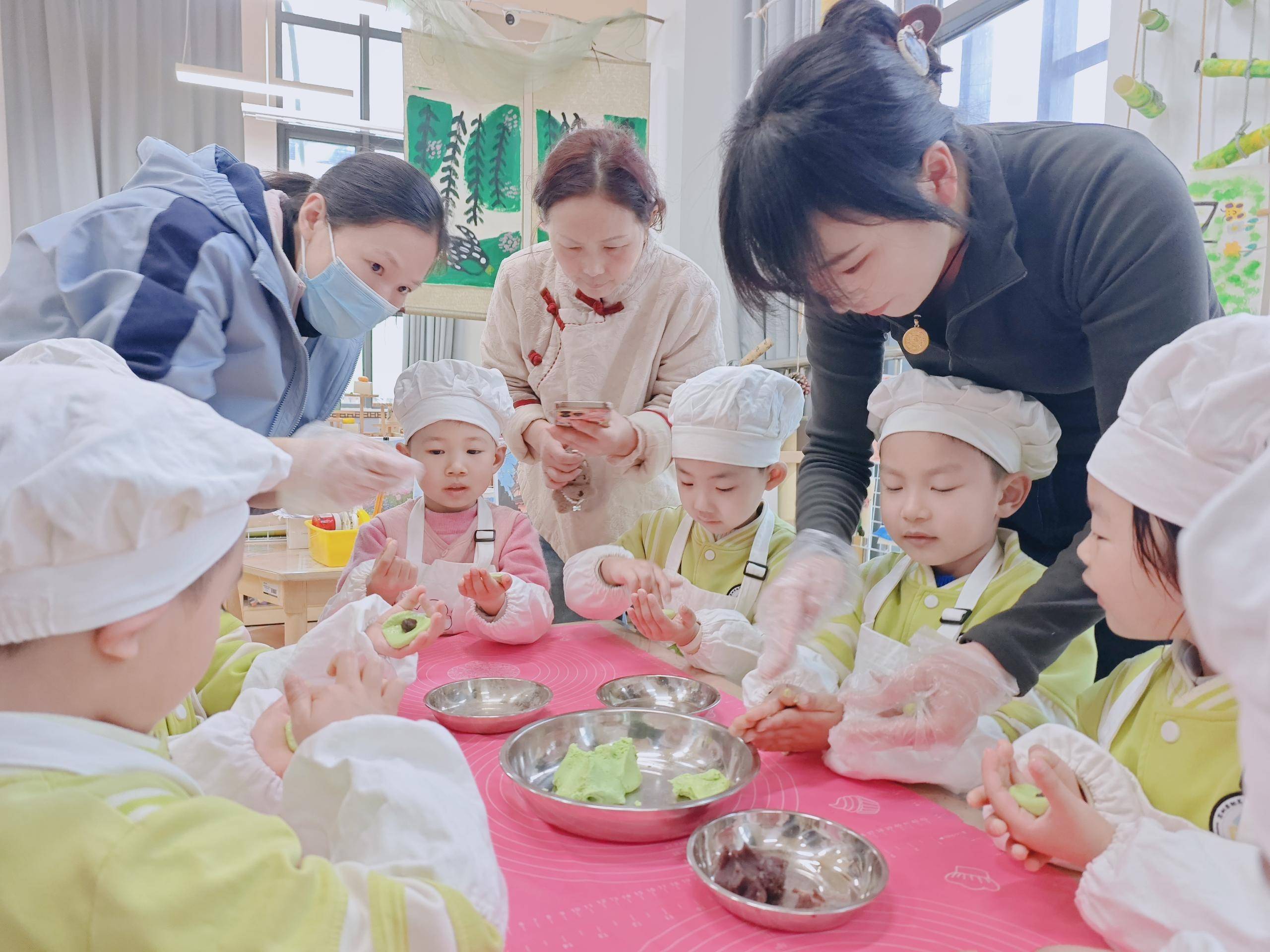苏州市姑苏区平齐实验幼儿园大班艺术周春日茶点活动