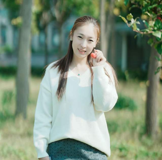 山东美女老师任丛丛去世，仅41岁，外貌酷似朱媛媛，原因令人惋惜